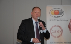 200 KNT