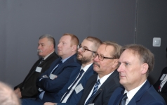 201 KNT