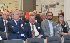 KIERUNKI ROZWOJU I REINDUSTRIALNYCH PRZEMIAN POLSKIEJ GOSPODARKI