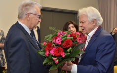 KIERUNKI ROZWOJU I REINDUSTRIALNYCH PRZEMIAN POLSKIEJ GOSPODARKI