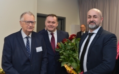 KIERUNKI ROZWOJU I REINDUSTRIALNYCH PRZEMIAN POLSKIEJ GOSPODARKI